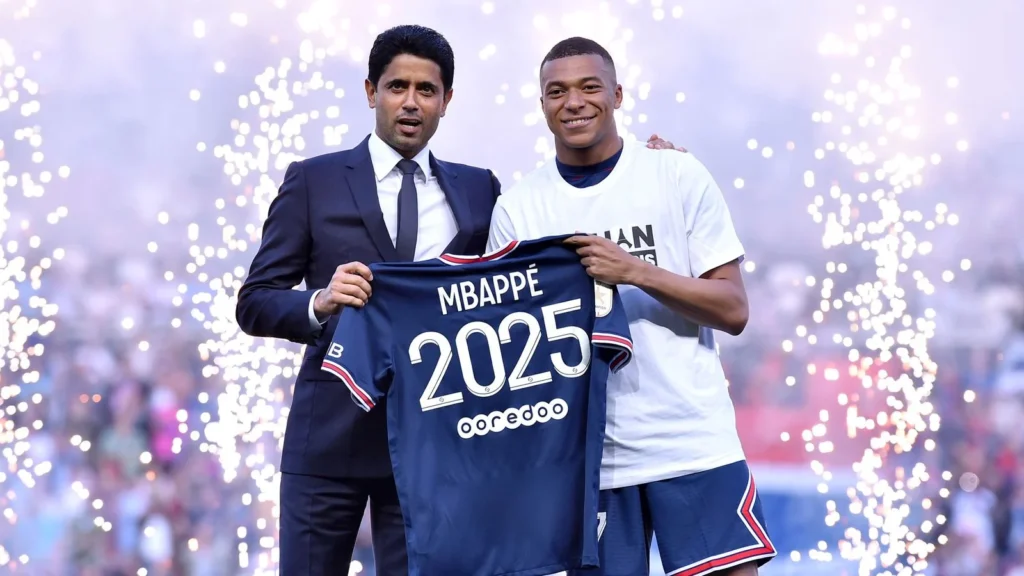 2017年姆巴佩加盟PSG