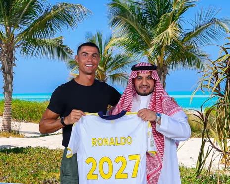 2022年底C羅加盟利雅得勝利